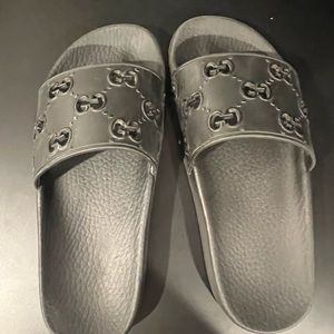 Gucci slides size 36